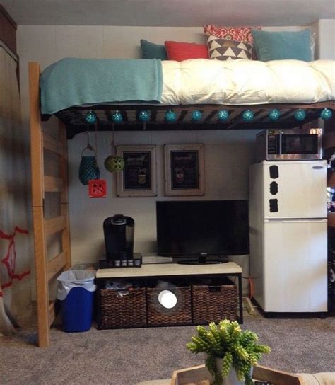 space saving dorm room ideas